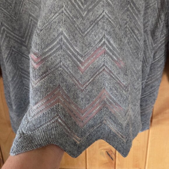 Travelers by Chico's Sz 3 (XL) Semi-Sheer Zig-Zag Hem Pullover Sweater - Picture 7 of 11